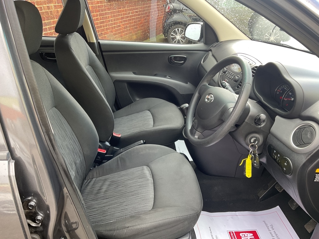 Used Hyundai i10 2012 for sale - 76440027: Photo 10