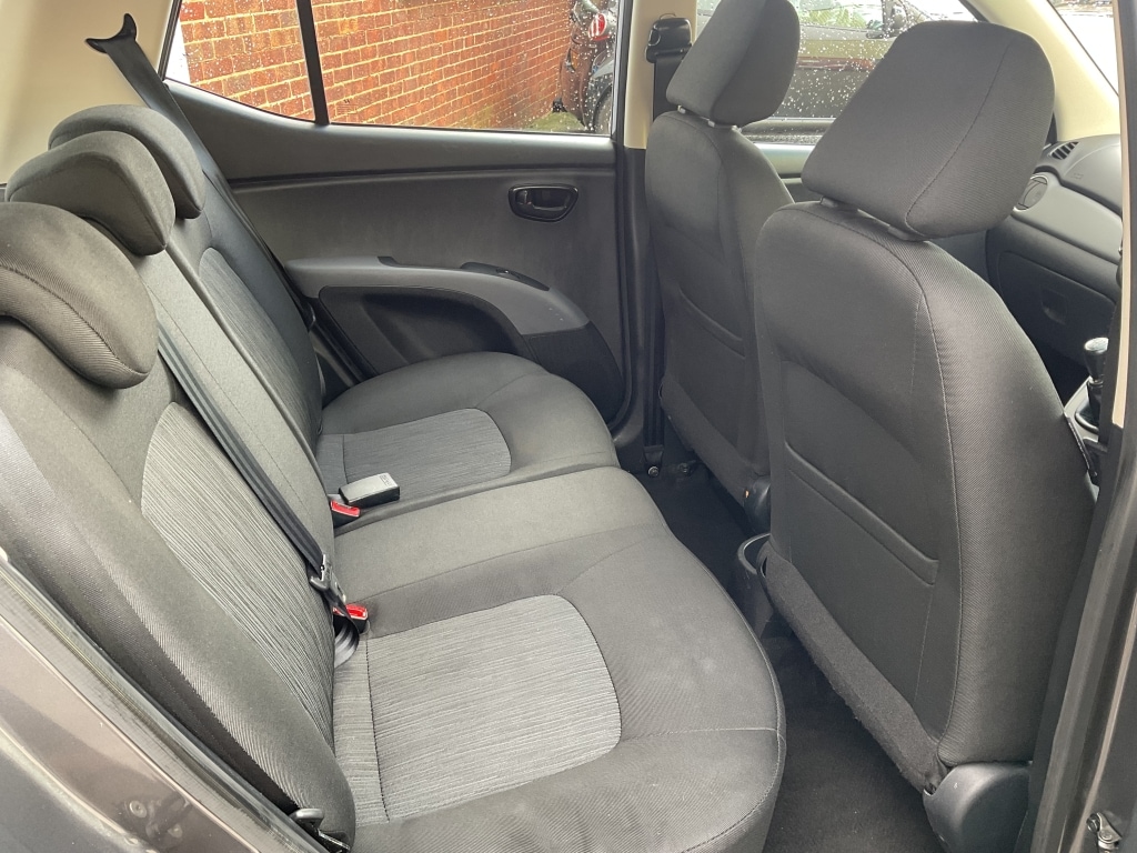 Used Hyundai i10 2012 for sale - 76440027: Photo 14