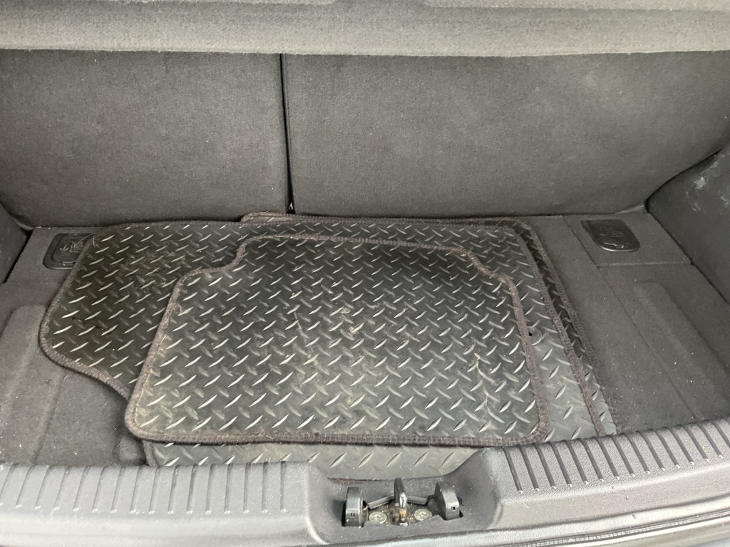 Used Hyundai i10 2012 for sale - 76440027: Photo 17