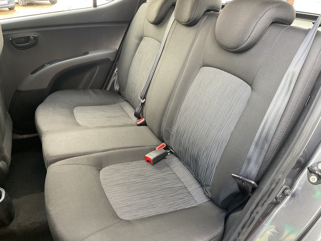 Used Hyundai i10 2012 for sale - 76440027: Photo 19