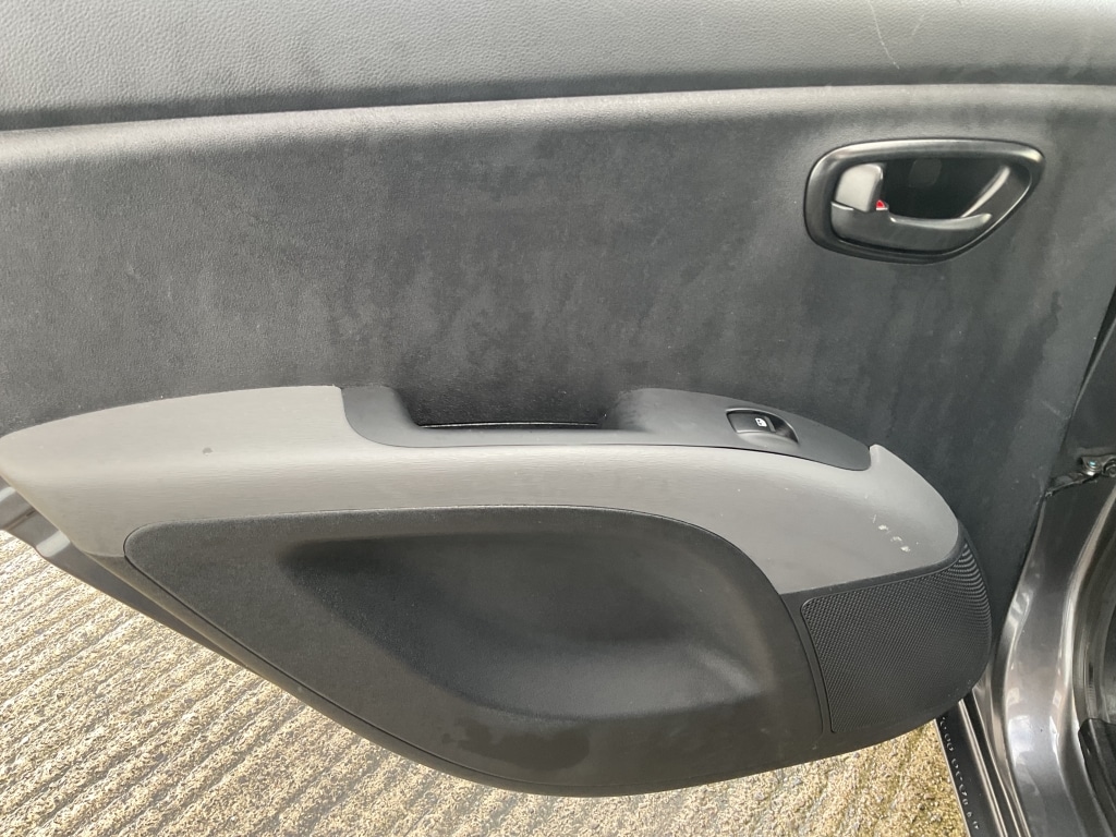 Used Hyundai i10 2012 for sale - 76440027: Photo 20