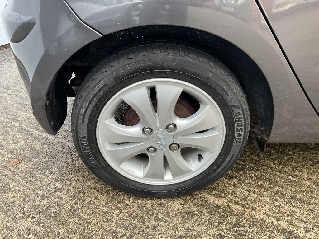 Used Hyundai i10 2012 for sale - 76440027: Photo 28