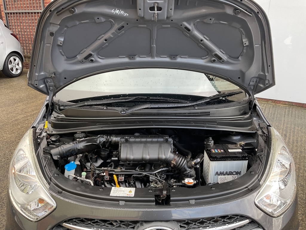 Used Hyundai i10 2012 for sale - 76440027: Photo 32