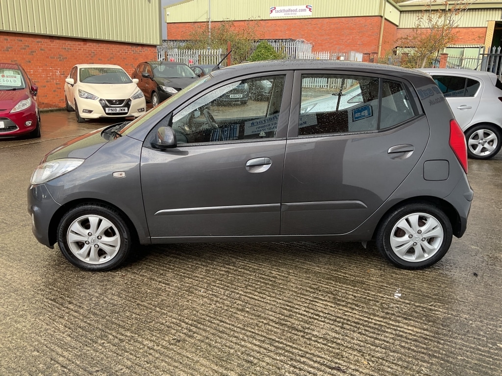 Used Hyundai i10 2012 for sale - 76440027: Photo 4