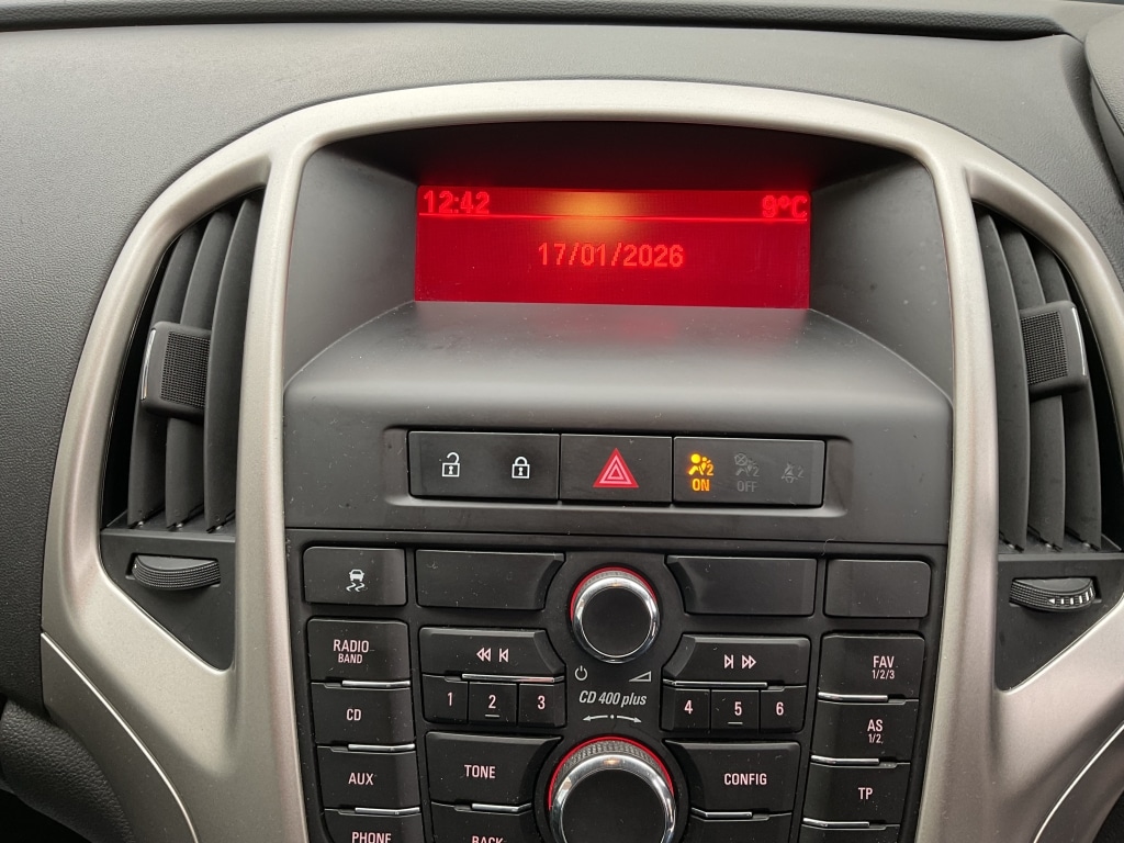 Used Vauxhall Astra 2014 for sale - 77237209: Photo 10