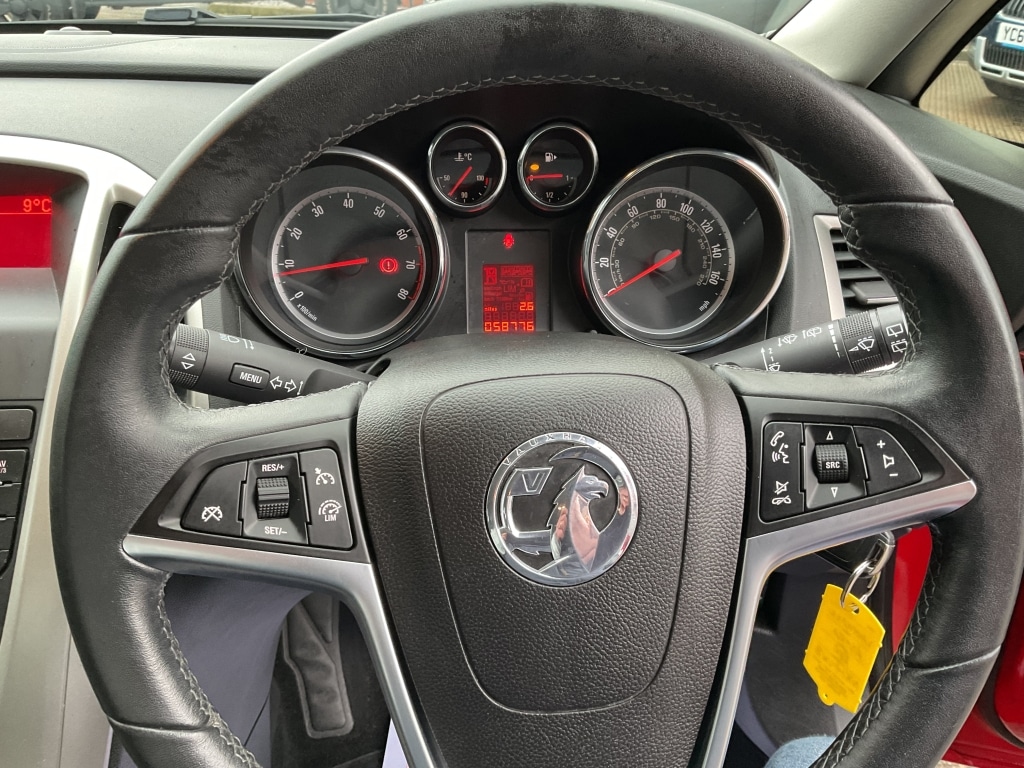 Used Vauxhall Astra 2014 for sale - 77237209: Photo 9