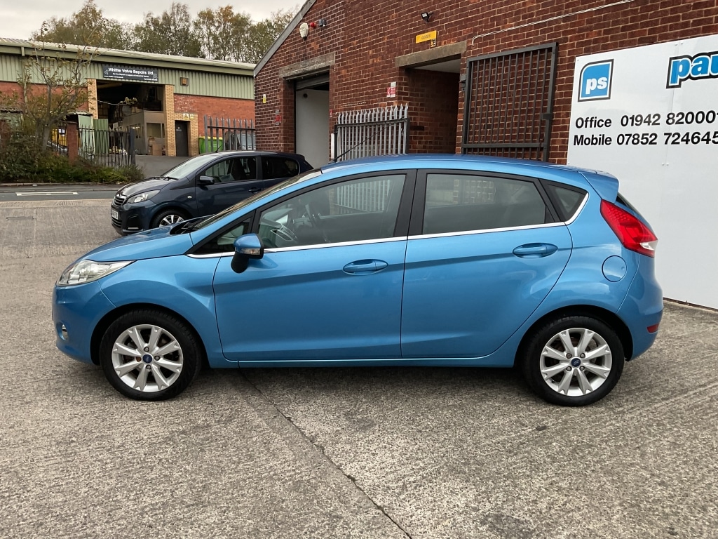 Used Ford Fiesta 2011 for sale - 76387463: Photo 4