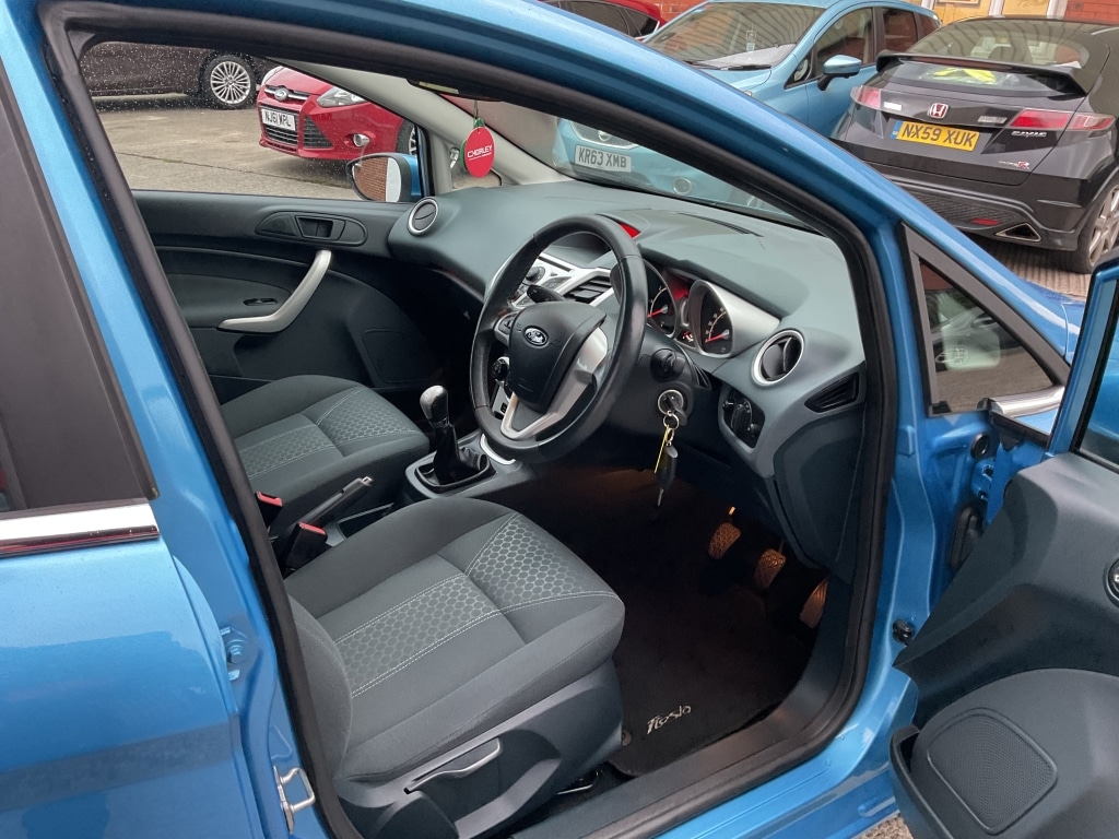 Used Ford Fiesta 2011 for sale - 76387463: Photo 8