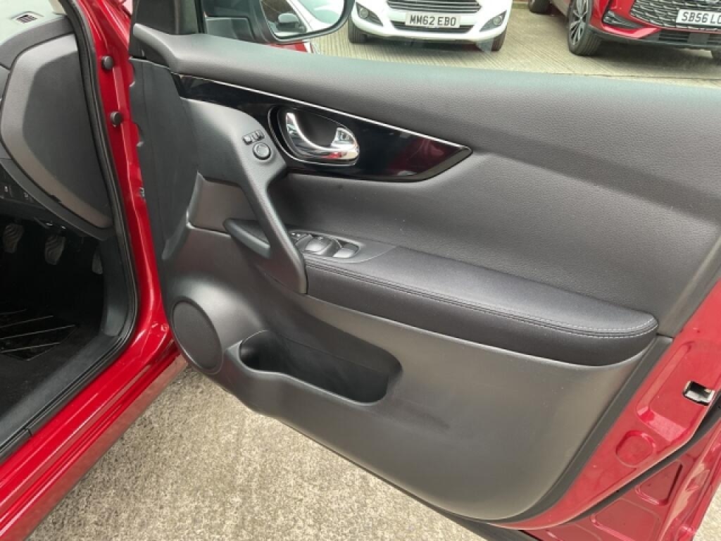 Used Nissan Qashqai 2016 for sale - 77591841: Photo 15