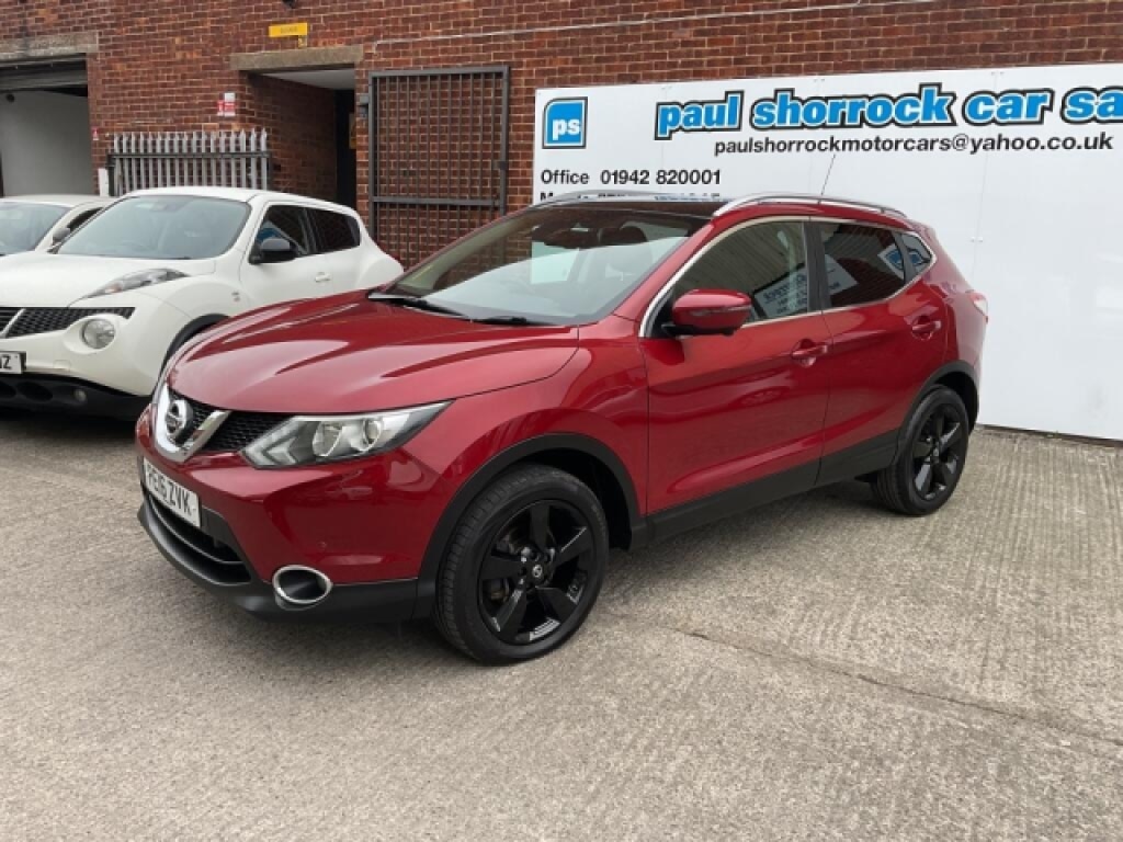 Used Nissan Qashqai 2016 for sale - 77591841: Photo 2
