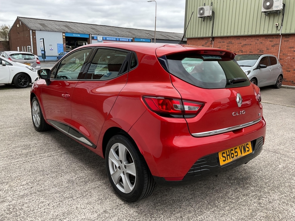 Used Renault Clio 2015 for sale - 76082852: Photo 13