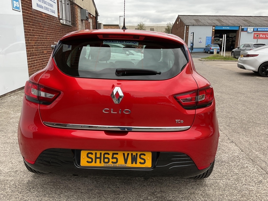 Used Renault Clio 2015 for sale - 76082852: Photo 14