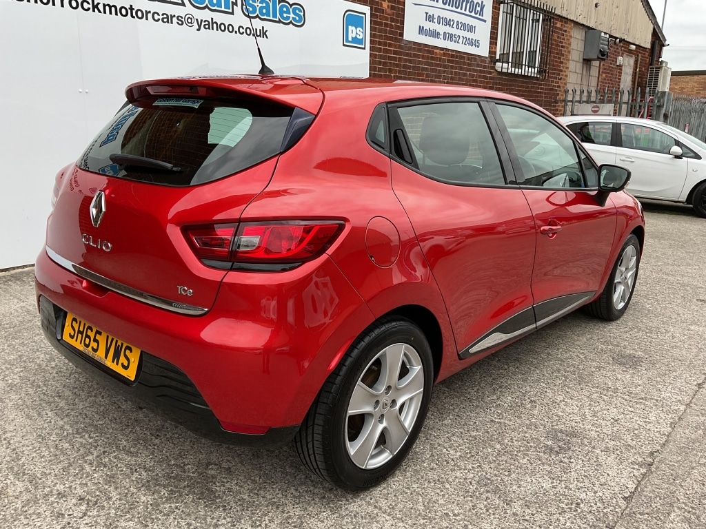 Used Renault Clio 2015 for sale - 76082852: Photo 15