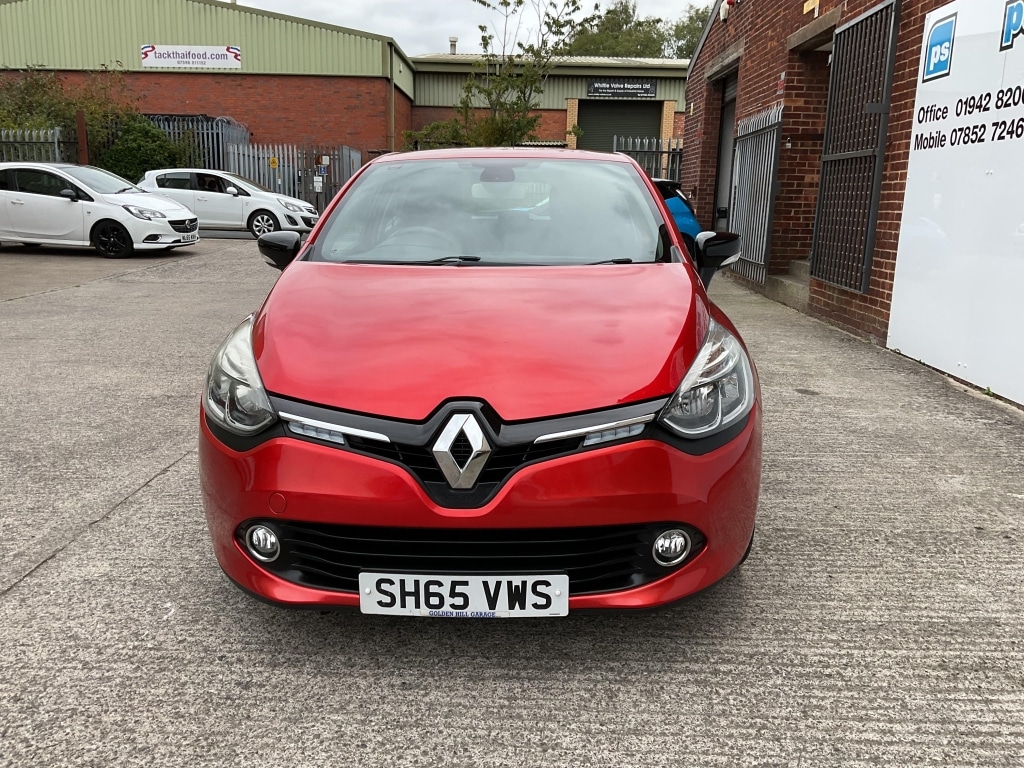 Used Renault Clio 2015 for sale - 76082852: Photo 2