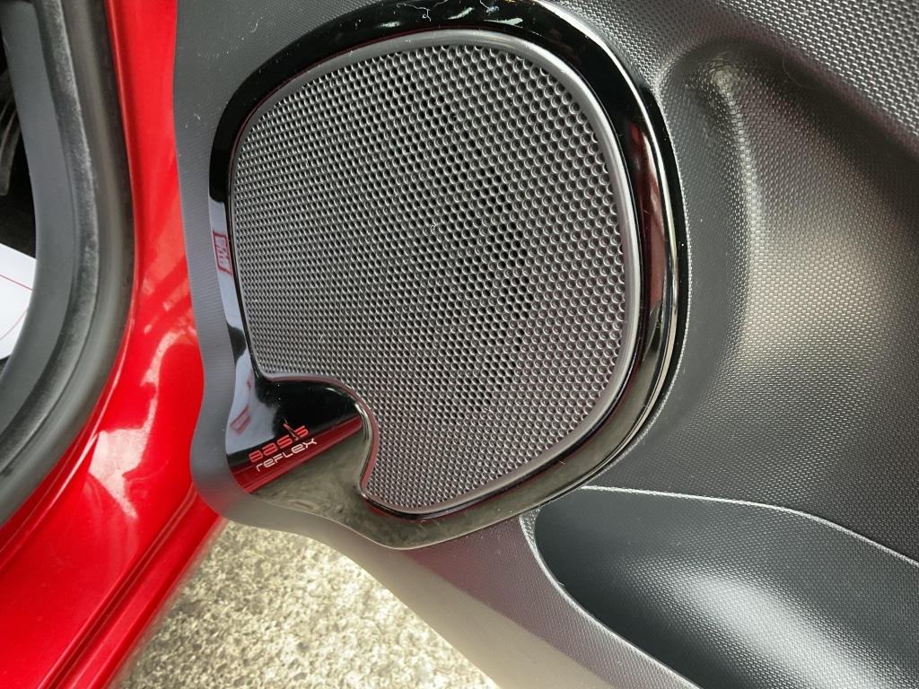 Used Renault Clio 2015 for sale - 76082852: Photo 34