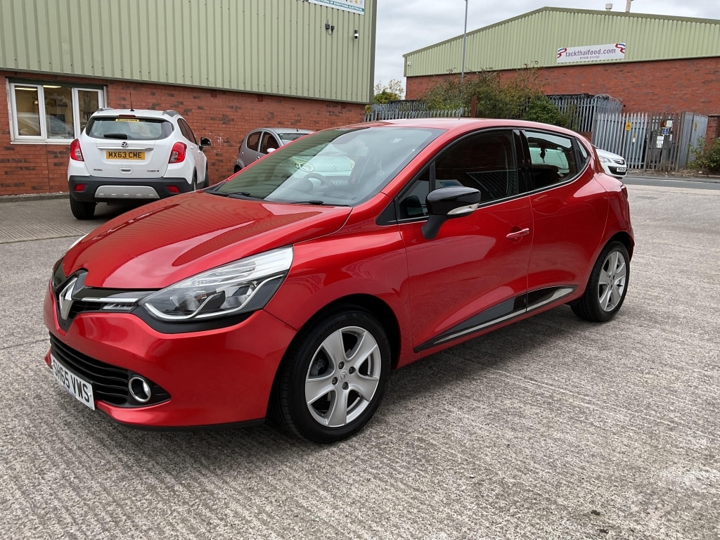 Used Renault Clio 2015 for sale - 76082852: Photo 6