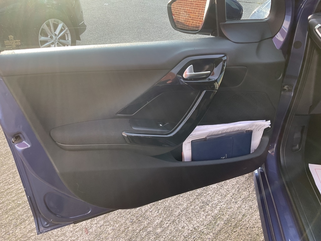 Used Peugeot 208 2015 for sale - 76594539: Photo 23