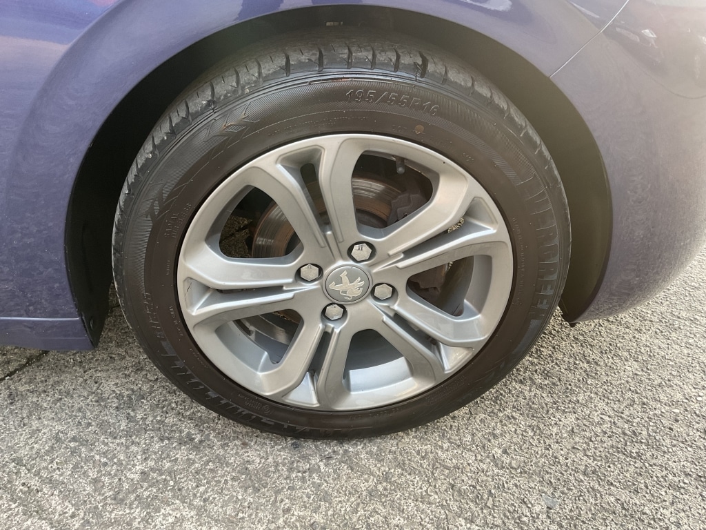 Used Peugeot 208 2015 for sale - 76594539: Photo 28