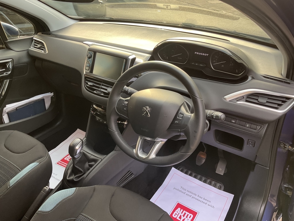 Used Peugeot 208 2015 for sale - 76594539: Photo 7