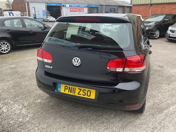 Used Volkswagen Golf 2011 for sale - 76288710: Photo 4