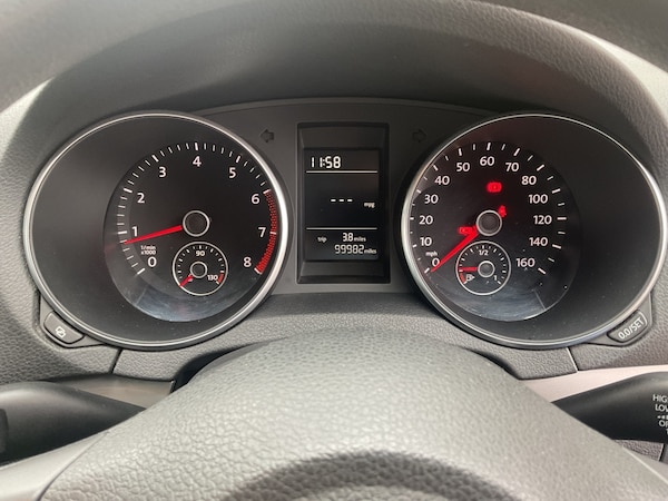 Used Volkswagen Golf 2011 for sale - 76288710: Photo 8