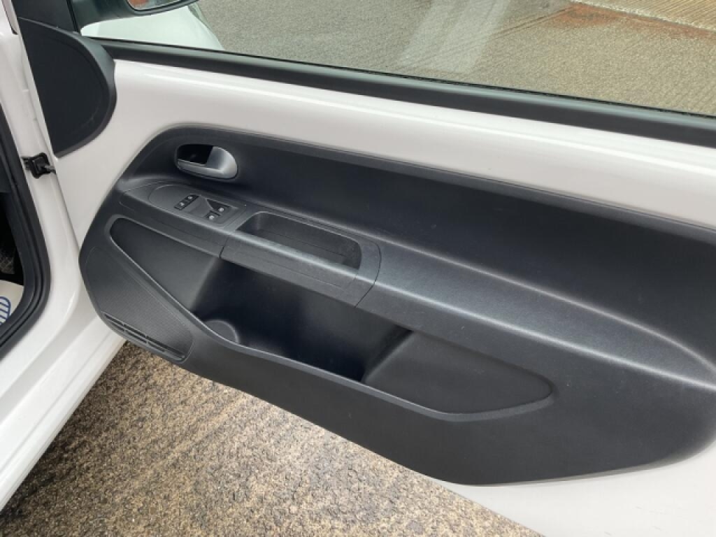 Used Volkswagen up! 2017 for sale - 77606264: Photo 11