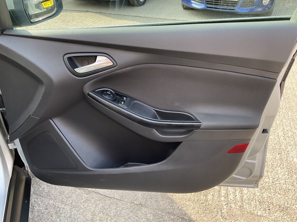 Used Ford Focus 2013 for sale - 77954344: Photo 13