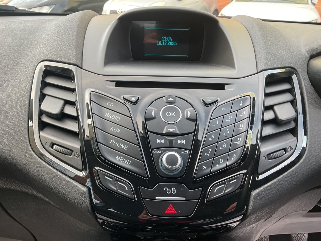 Used Ford Fiesta 2015 for sale - 76958902: Photo 10