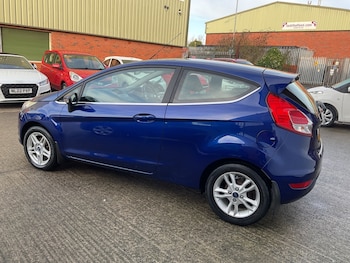 Used Ford Fiesta 2015 for sale - 76958902: Photo