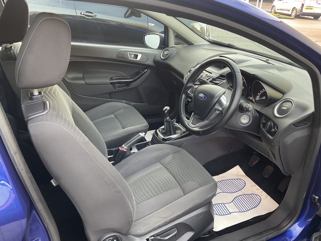 Used Ford Fiesta 2015 for sale - 76958902: Photo 7