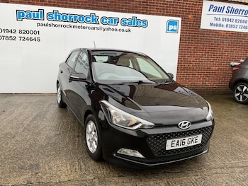 Used Hyundai i20 2016 for sale - 76560187: Photo