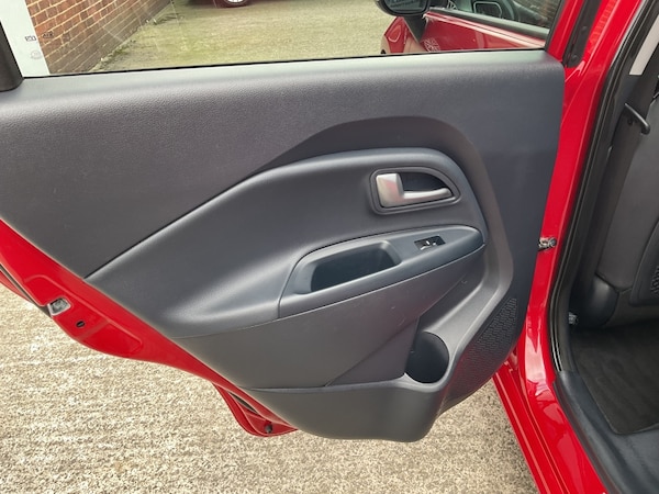 Used Kia Rio 2015 for sale - 76207557: Photo 33
