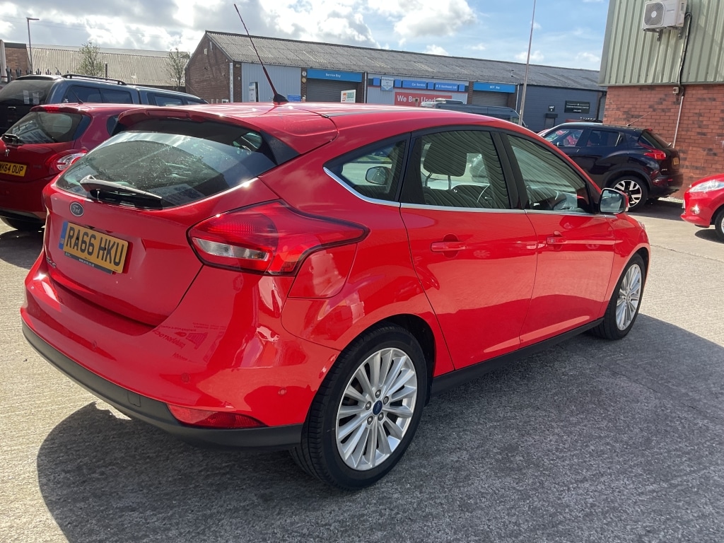 Used Ford Focus 2017 for sale - 78140205: Photo 4