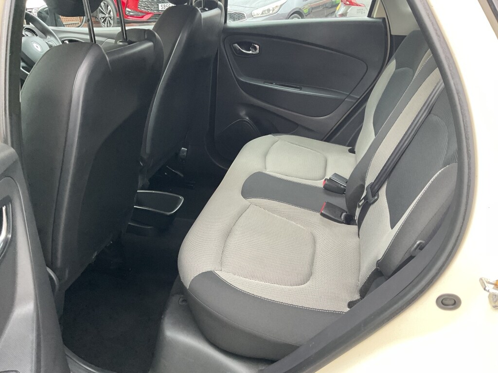 Used Renault Captur 2015 for sale - 77536172: Photo 17