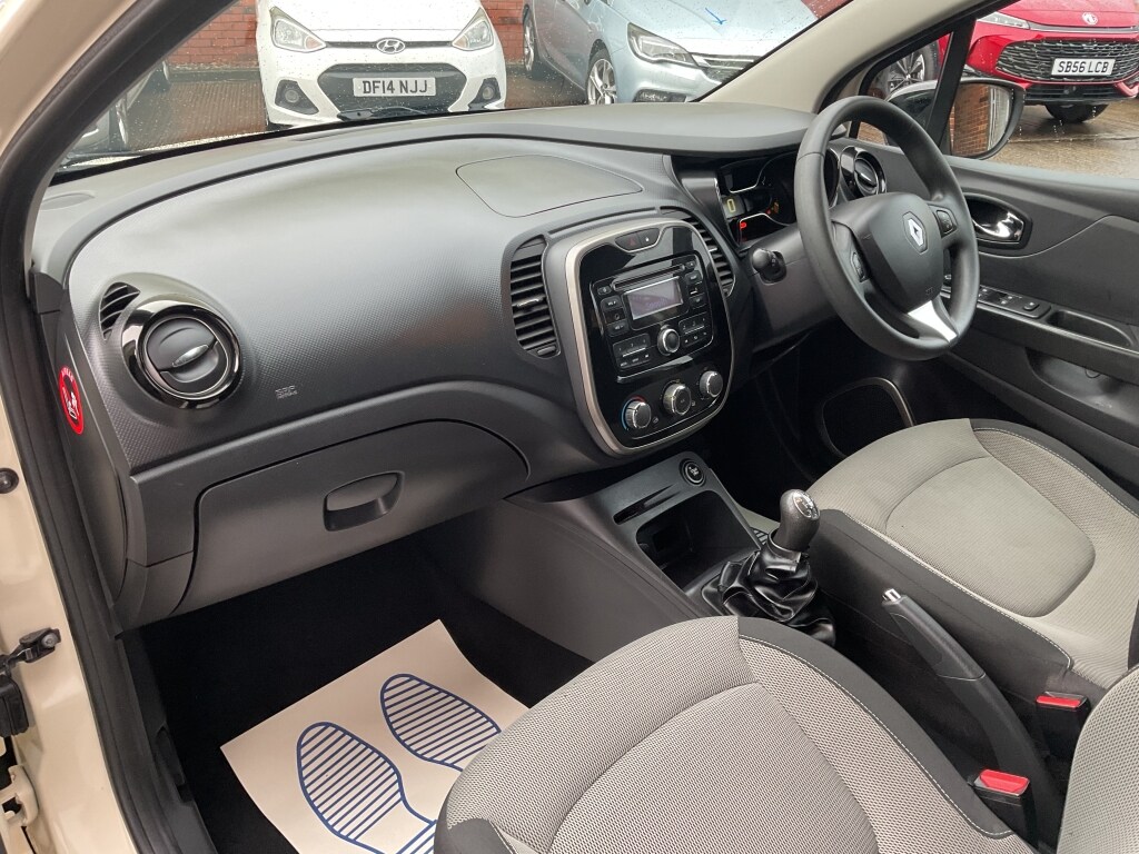 Used Renault Captur 2015 for sale - 77536172: Photo 20