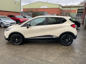 Used Renault Captur 2015 for sale - 77536172: Photo