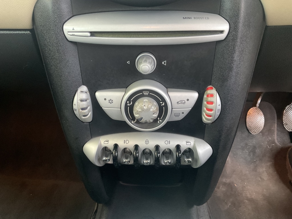 Used MINI Hatch 2009 for sale - 77438633: Photo 12