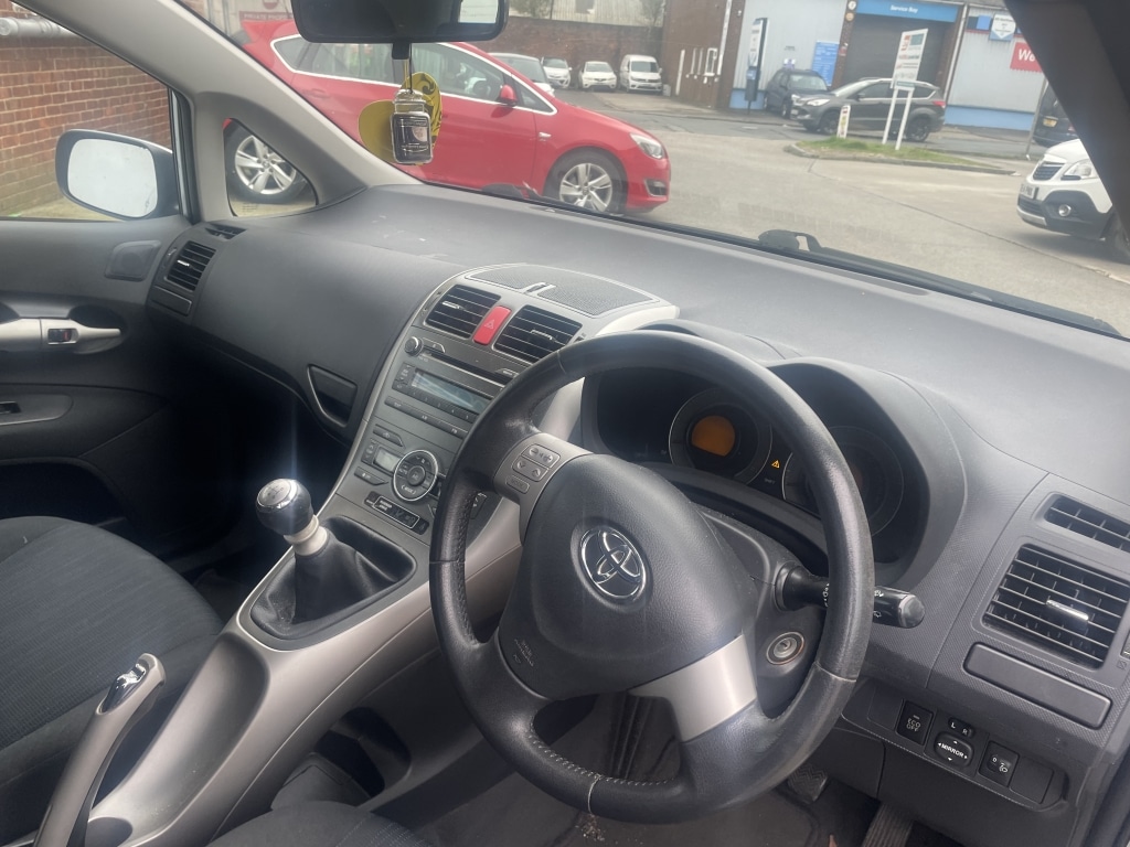 Used Toyota Auris 2009 for sale - 78133108: Photo 5