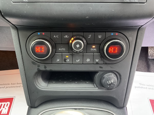 Used Nissan Qashqai 2012 for sale - 76237407: Photo 10