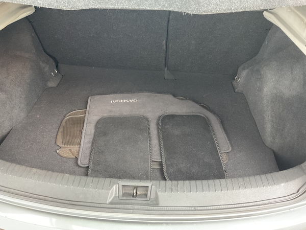 Used Nissan Qashqai 2012 for sale - 76237407: Photo 14