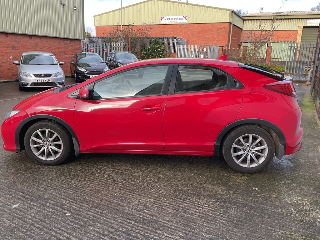 Used Honda Civic 2014 for sale - 77019525: Photo 2
