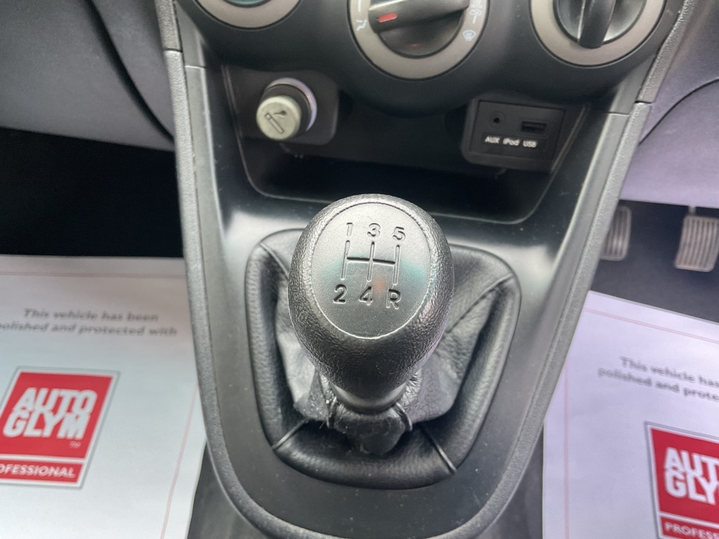 Used Hyundai i10 2011 for sale - 77807429: Photo 12