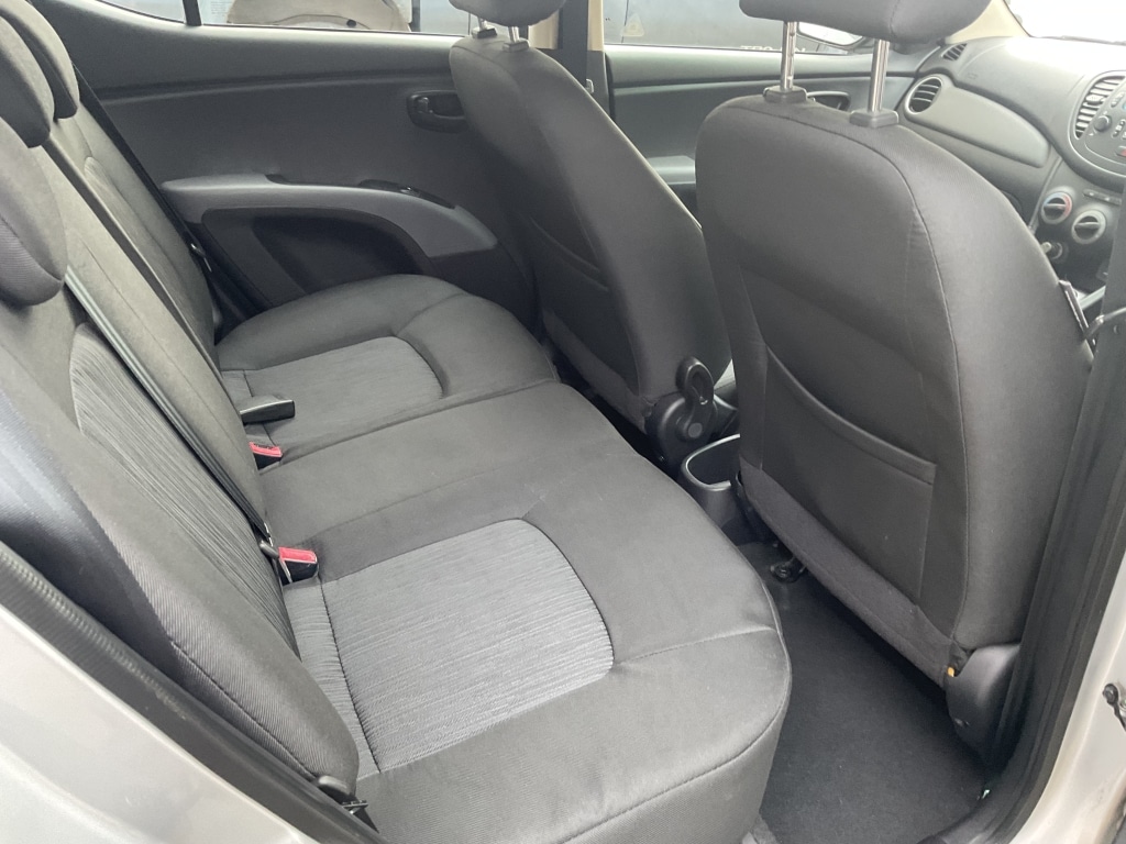 Used Hyundai i10 2011 for sale - 77807429: Photo 15