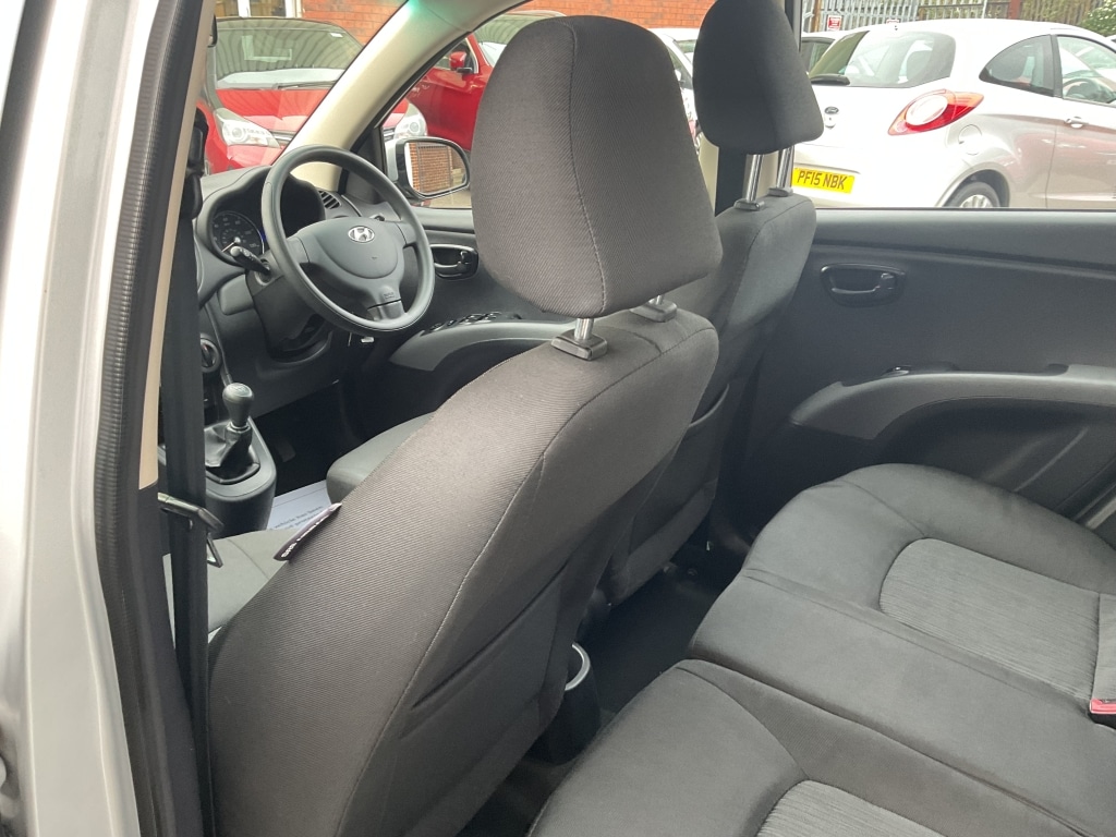 Used Hyundai i10 2011 for sale - 77807429: Photo 19