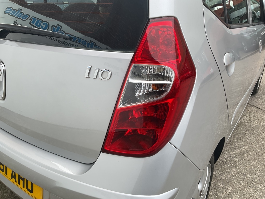 Used Hyundai i10 2011 for sale - 77807429: Photo 25