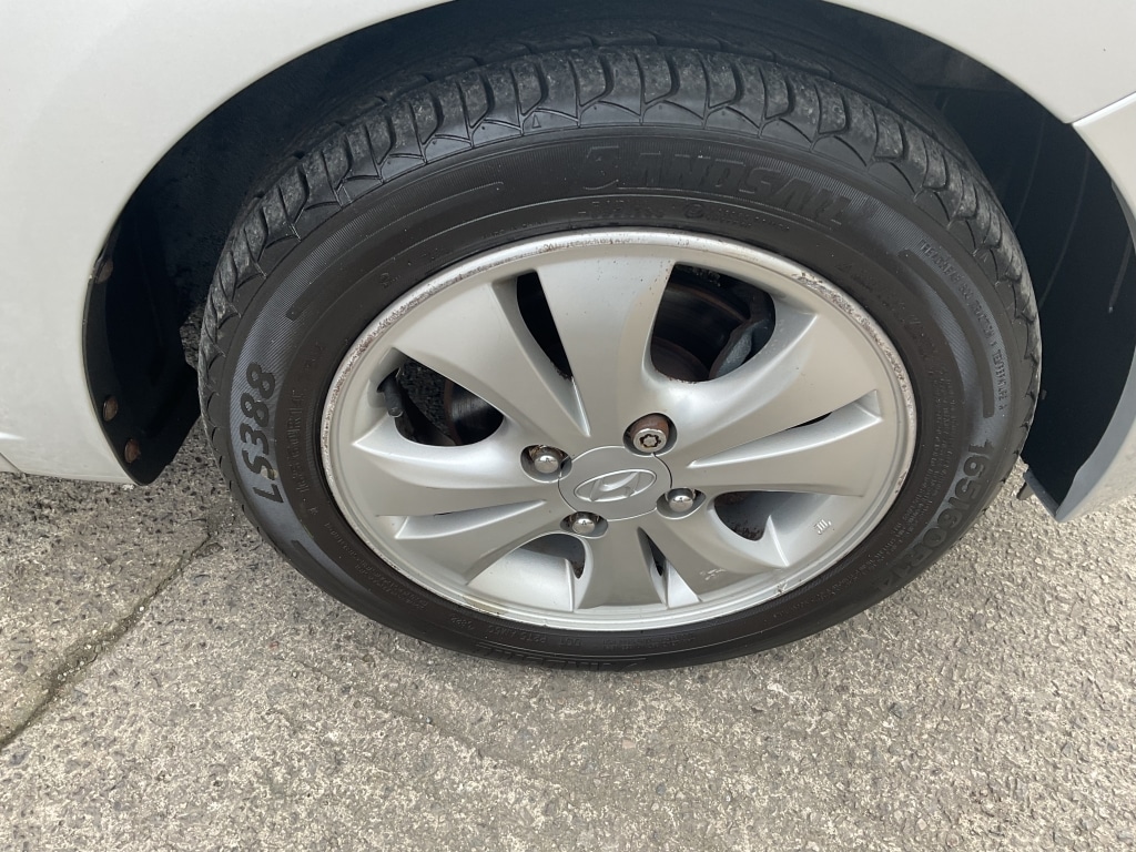 Used Hyundai i10 2011 for sale - 77807429: Photo 27