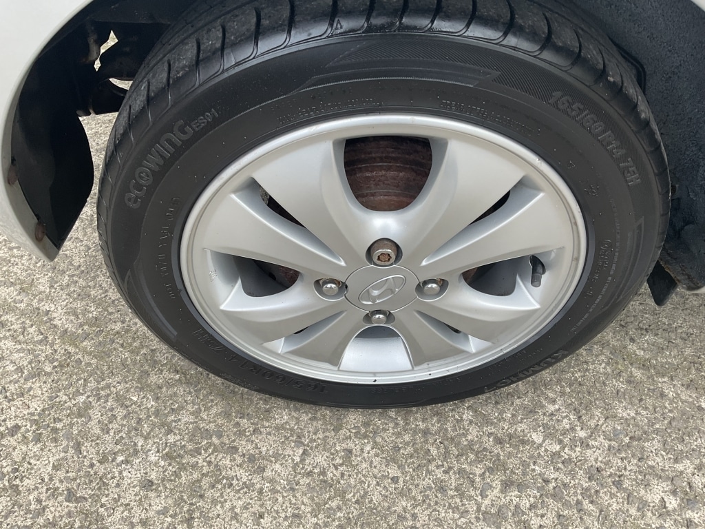 Used Hyundai i10 2011 for sale - 77807429: Photo 28