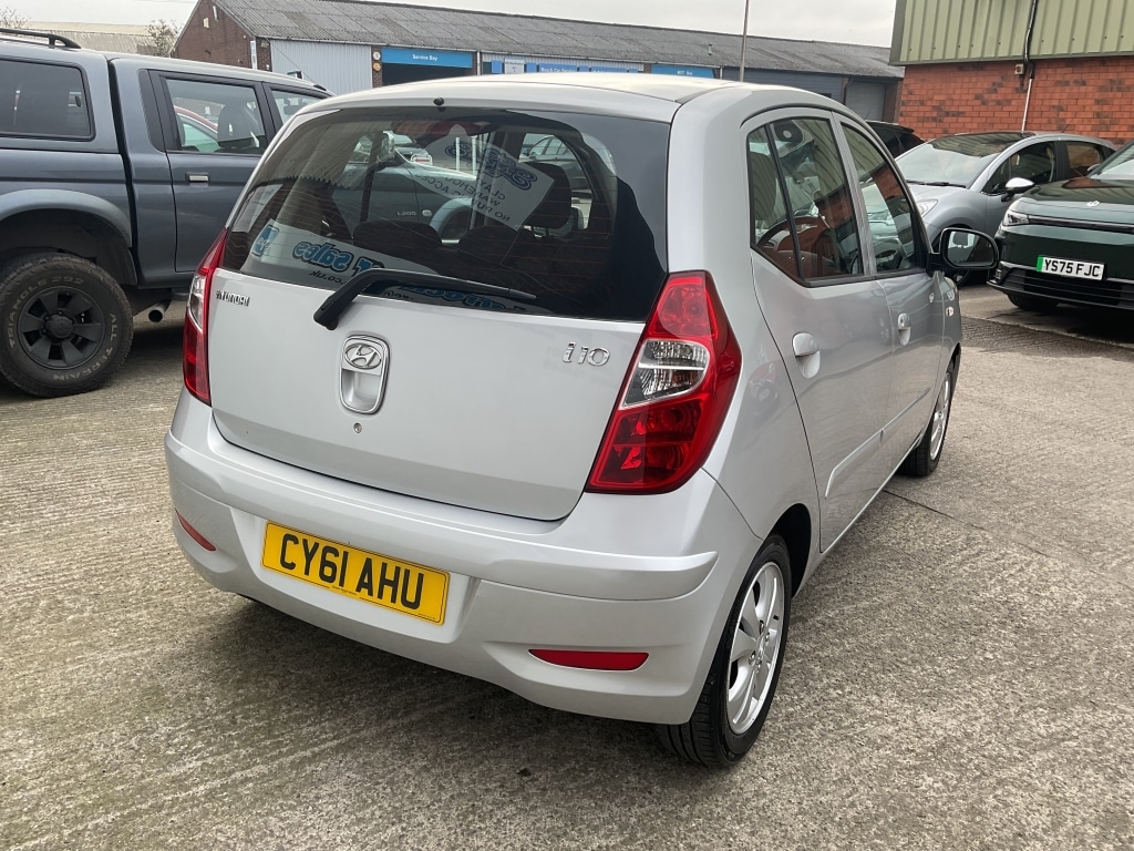 Used Hyundai i10 2011 for sale - 77807429: Photo 5