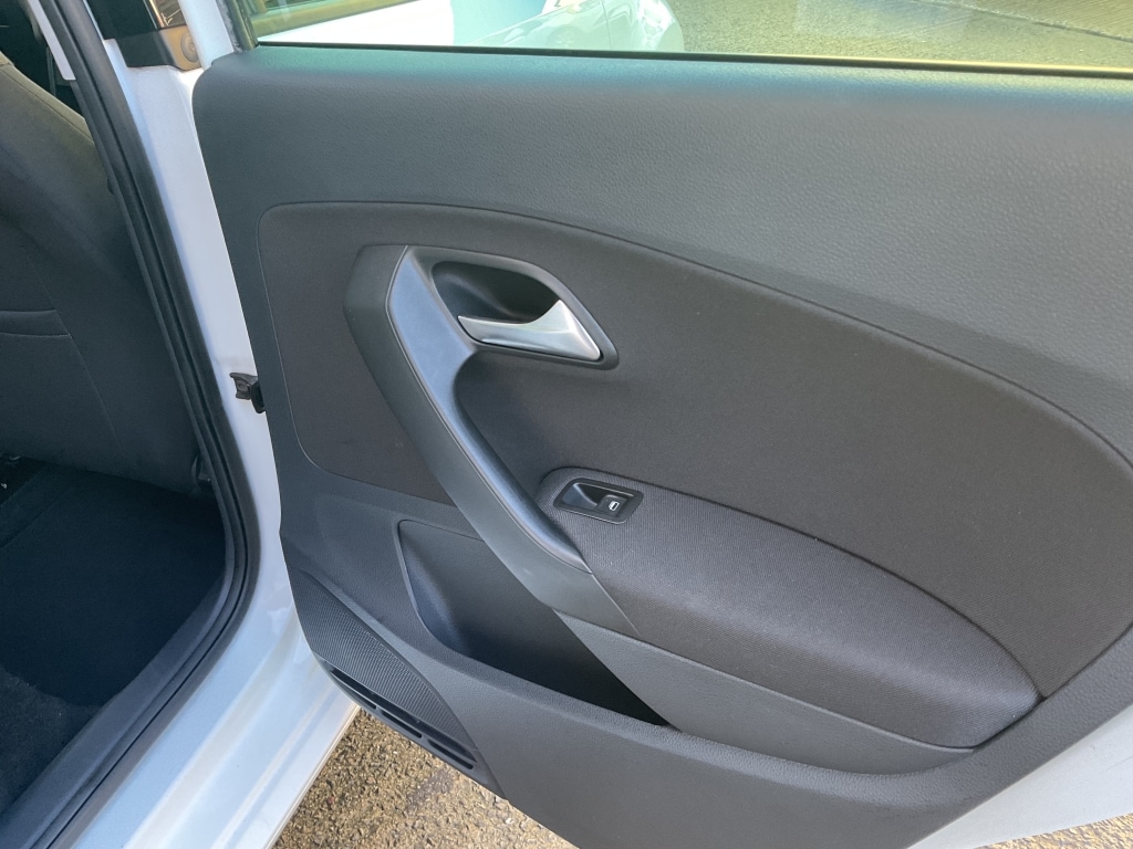 Used Volkswagen Polo 2016 for sale - 76779208: Photo 19