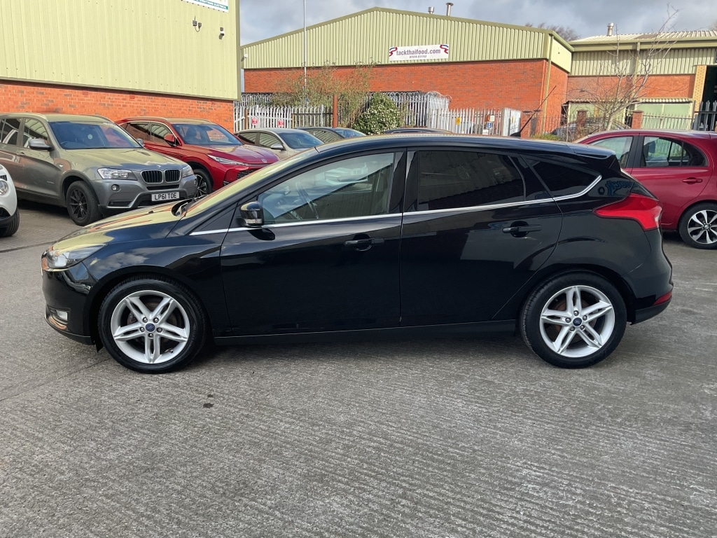 Used Ford Focus 2016 for sale - 77833200: Photo 3